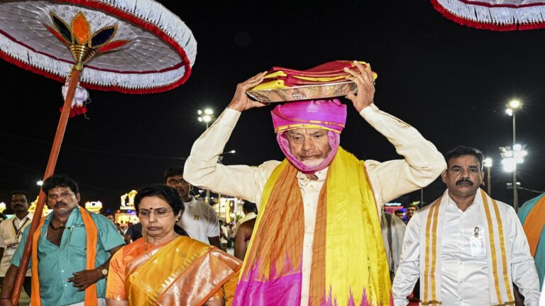 तिरुपति लड्डू विवाद के बीच आंध्र प्रदेश के सीएम चंद्रबाबू नायडू ने तिरुमाला में केंद्रीकृत रसोई का उद्घाटन किया