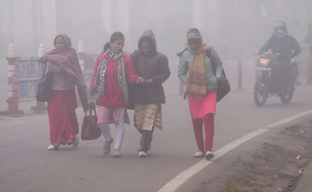 6.6 डिग्री पर, दिल्ली चार दिनों में सबसे कम तापमान रिकॉर्ड करता है