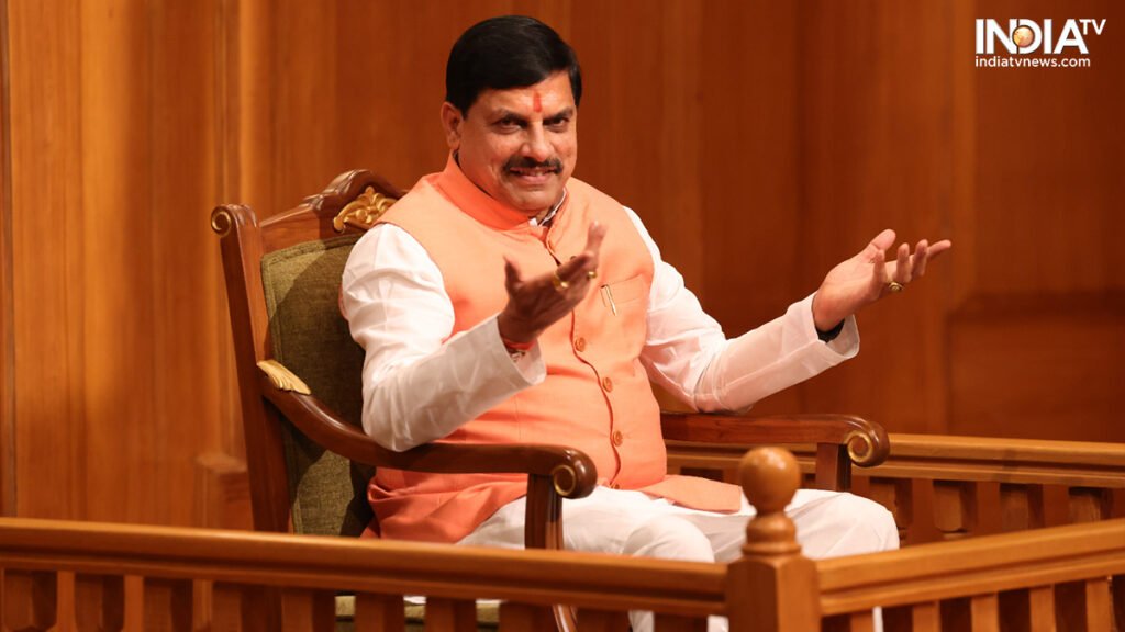 'मैं सिर्फ एक बल्ब था, पार्टी ने बटन दबाया'
