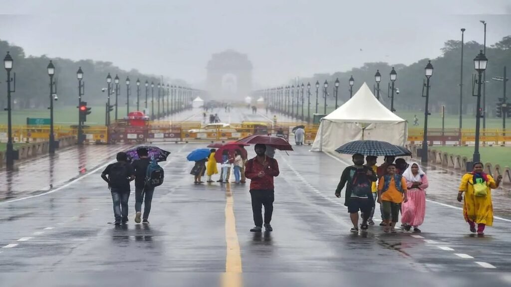 मौसम अद्यतन: दिल्ली-एनसीआर, उत्तराखंड में जारी किए गए वर्षा अलर्ट; अमरनाथ और केदारनाथ यत्रस निलंबित