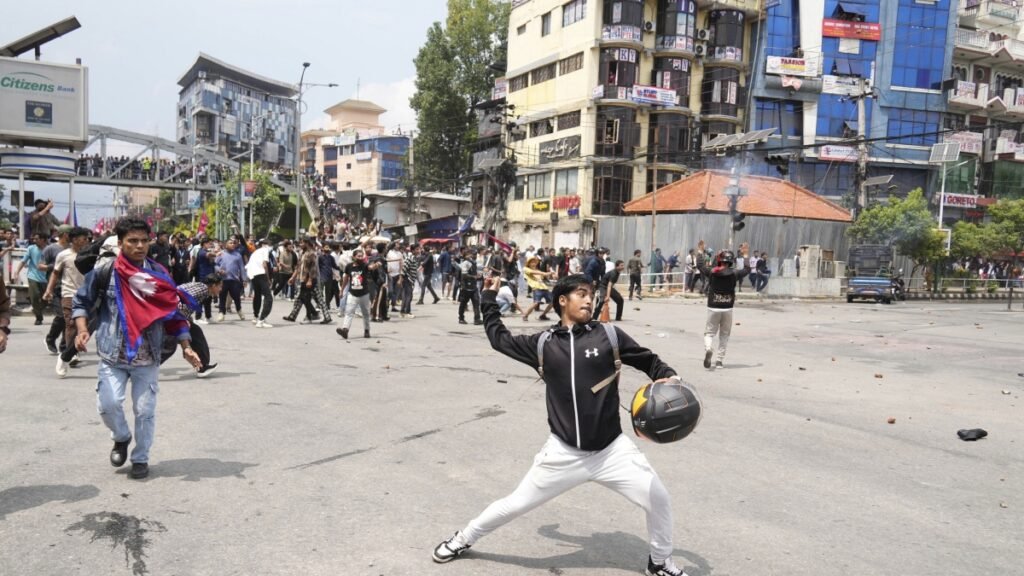 नेपाल जनरल-जेड विरोध: MEA ने सोशल मीडिया प्रतिबंध पर हिंसक अशांति के बीच भारतीयों के लिए सलाहकार जारी किया